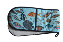 Load image into Gallery viewer, Oven Gloves 18thC Fish Drawing Natural History Print Design